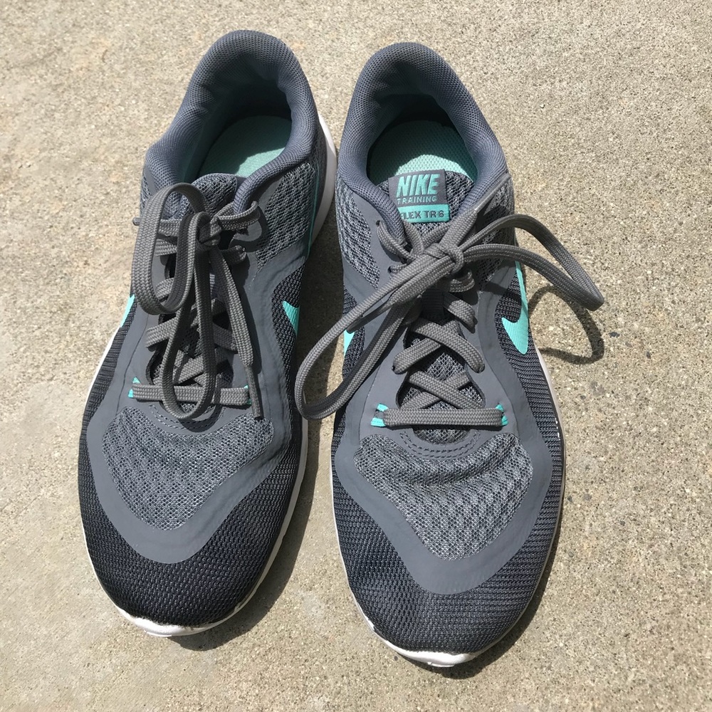 Nike flex 6: Women’s Running Shoes Size 6.5